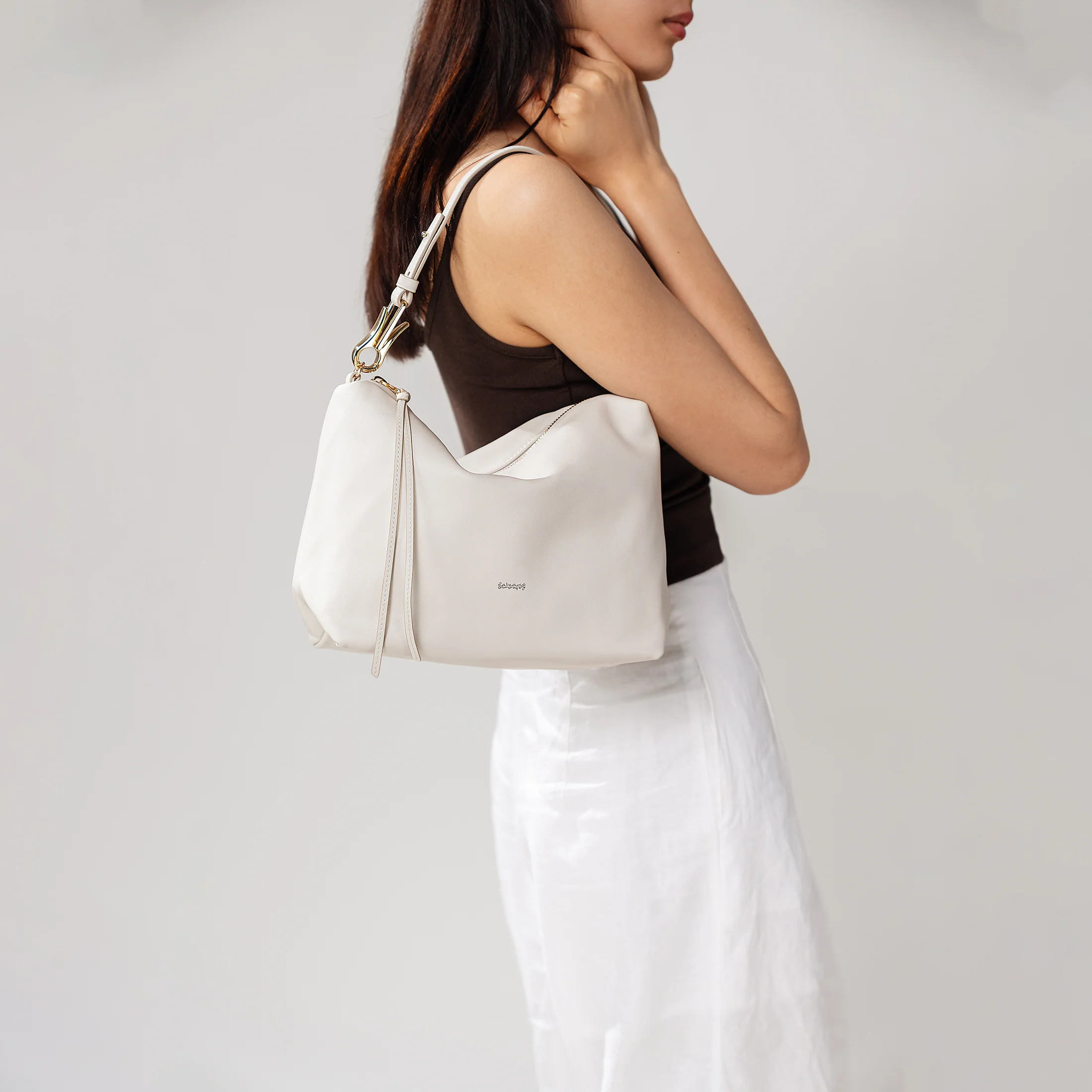 Clip Hobo Bag - Image 5